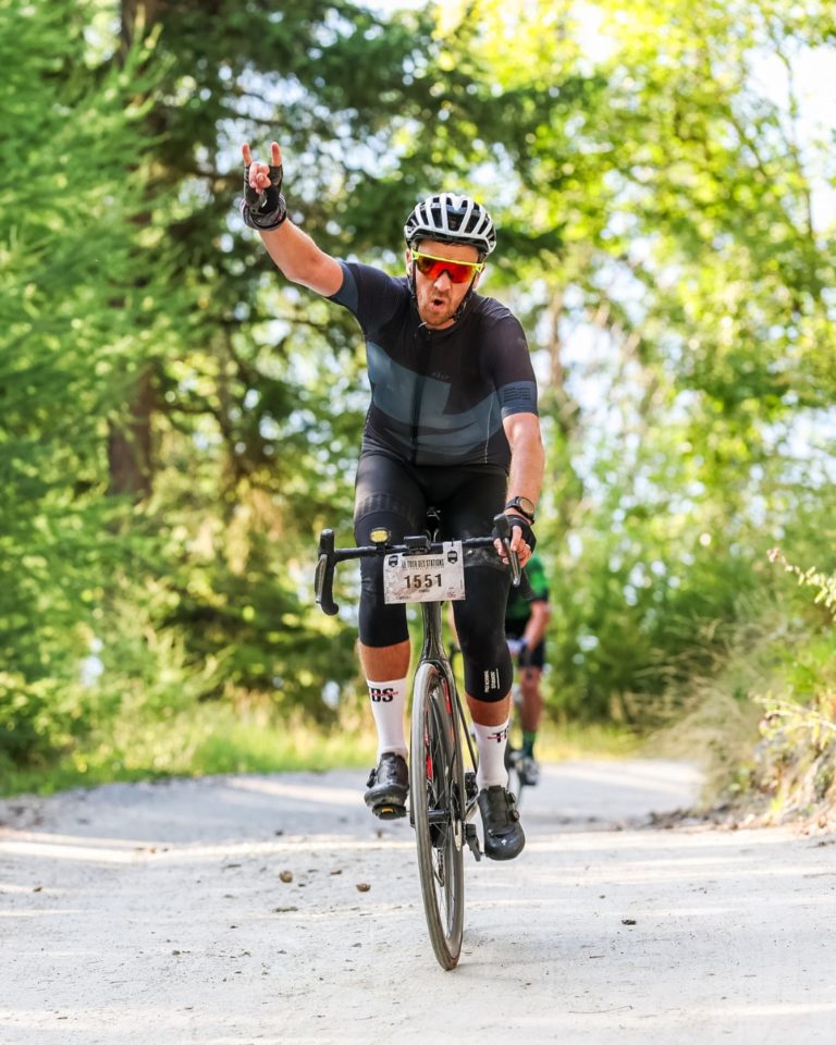 2026 🤘

New year, new me, new challenge(s) selon la croyance populaire. Et pourquoi pas réaliser cela avec une inscription au Tour des Stations ? 🤔

Pour notre part, nous sommes prêts à t'accueillir avec plein de nouvelles surprises. 🥳

Infos et inscriptions –> lien en bio

En route les amis !

___

New year, new me, new challenge(s), according to popular belief. And why not achieve this by signing up for the Tour des Stations? 🤔

On our side, we are ready to welcome you with lots of new surprises. 🥳

Information and registration –> link in bio

En route les amis!

📷 @kuva.swiss 

#cycling #ultracycling #cyclingswitzerland 
#valaiswallis