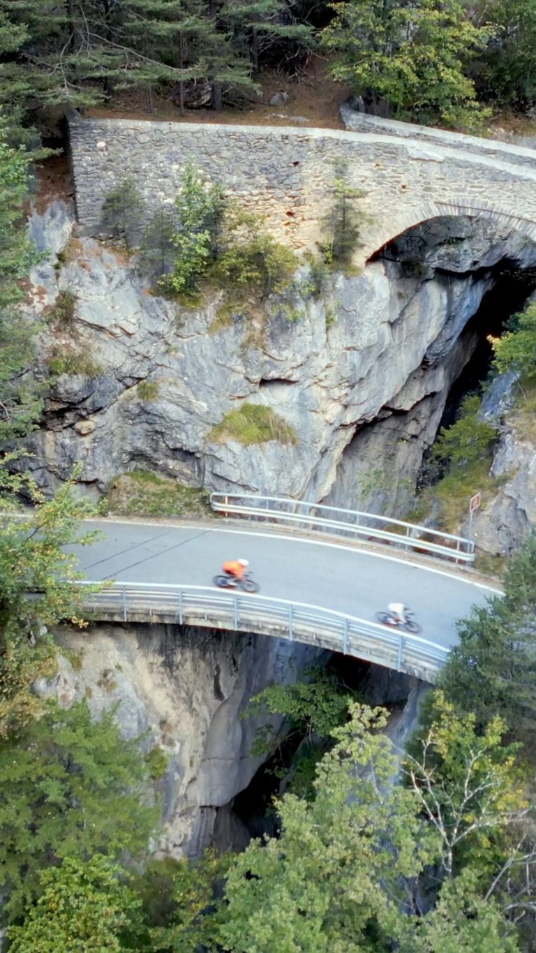 Tour des Stations – Changement de tarifs imminent

L'étape suisse de la Marmotte Granfondo Series qui grimpe les plus belles routes du Valais voit ses tarifs prochainement changer.

Si tu es encore à la recherche de TON cadeau de Noël, c'est le moment de craquer. 🎁 🫵

✍️ lien en bio Tour des Stations

En route les amis !

___

The Swiss stage of the Marmotte Granfondo Series, which climbs the most beautiful roads in Valais, will soon see a change in its prices.

If you are still looking for YOUR Christmas gift, now it's time to treat yourself. 🎁 🫵

✍️ link in bio Tour des Stations

En route les amis!

#cycling #ultracycling #cyclingswitzerland
#valaiswallis