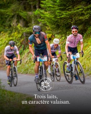 Fromagerie de Martigny X Tour des Stations 🧀

Une pause gourmande t’attend sur le parcours avec les fromages de la Fromagerie de Martigny. Au lait de vache, de brebis ou de chèvre, leurs spécialités mettent à l’honneur le savoir-faire local et les saveurs du terroir valaisan. 🐄

Car oui, passer la journée sur son vélo et profiter des délices locaux n'est en aucun cas inconciliable. 😋🚴🏼‍♀️

En route les amis !

___

A tasty treat awaits you along the route with cheeses from the Fromagerie de Martigny. Made from cow’s, sheep’s or goat’s milk, their specialities showcase local expertise and the flavours of the Valais region. 🐄

Because, let’s face it, spending the day on your bike and enjoying local delicacies are by no means mutually exclusive. 😋🚴🏼‍♀️

En route les amis!

📷 @kuva.swiss 

#cycling #ultracycling #cyclingswitzerland 
#valaiswallis